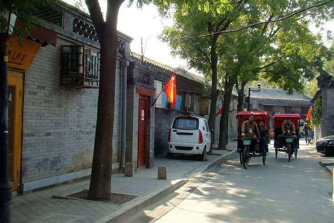 2-Days Private Beijing Sightseeing Tour Package - Summer Palace gardens: the perfect place to slow down
