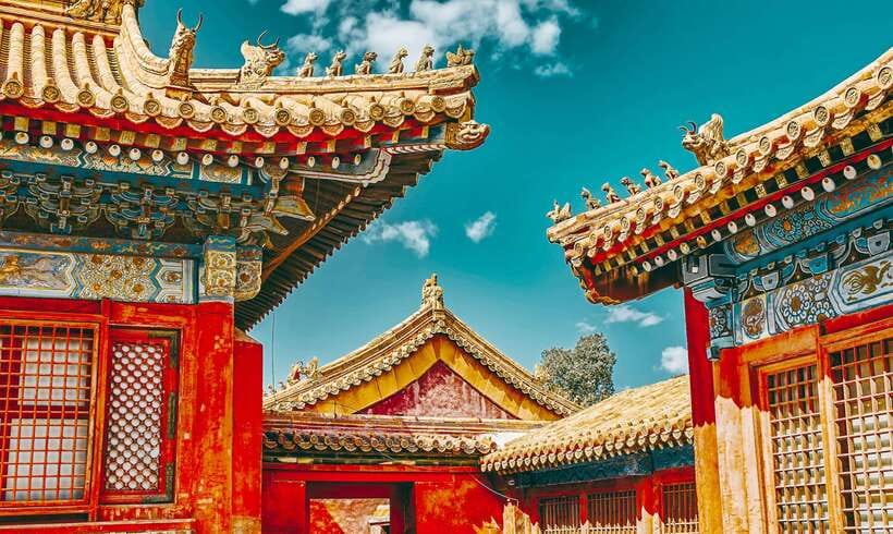 Beijing: All-Inclusive 3-Day Private Tour of Must-See Sights - Day 1: Tian’anmen Square, Forbidden City via the south gate, Lama Temple, and an optional show