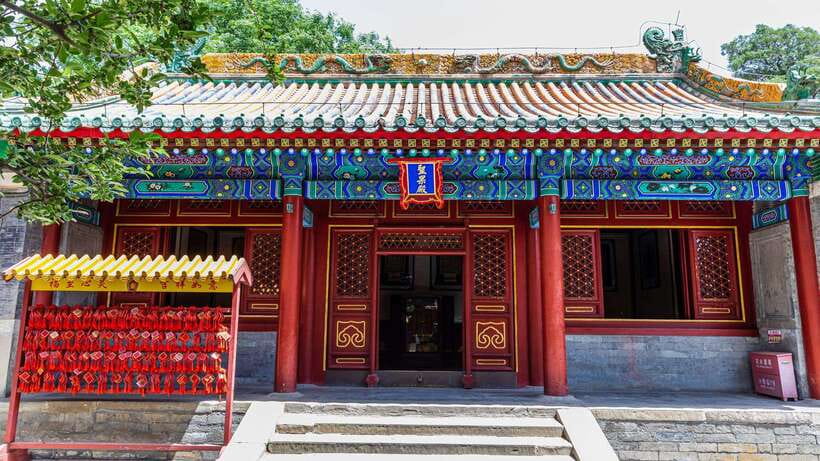 Beijing: Beihai Park Entry Ticket & English PDF Guidebook - Photography, Pacing, and Family-Friendly Reality