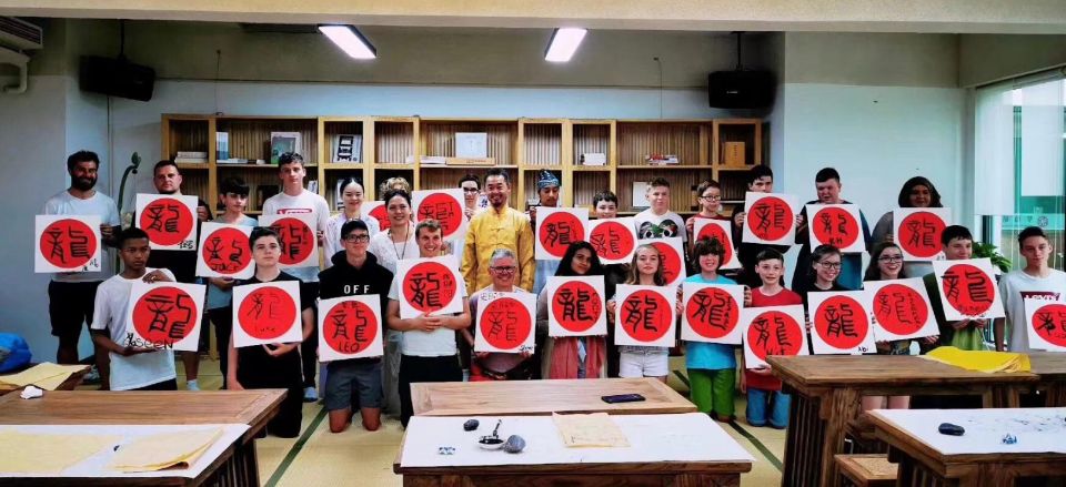 Beijing Calligraphy Class - The character meaning part: more than pretty handwriting