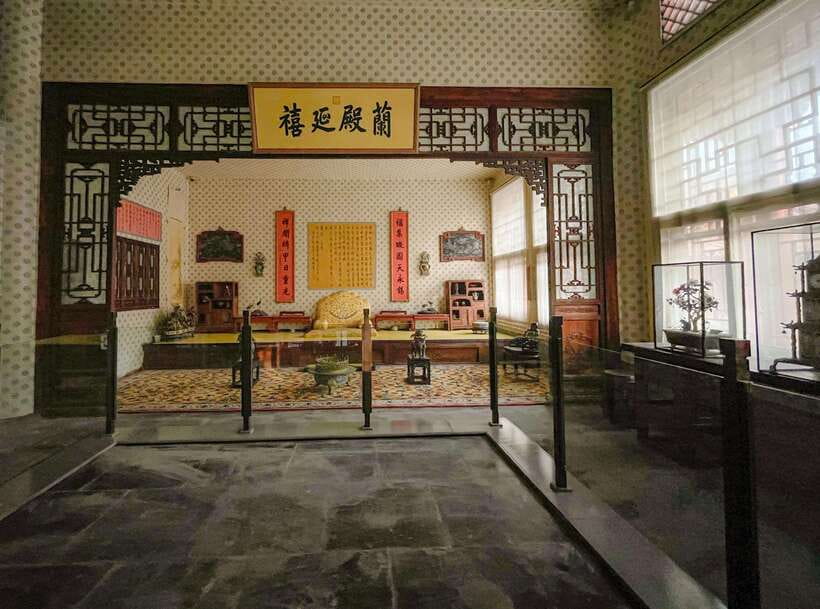 Beijing: Forbidden City and Tian’anmen Square Waking Tour - What the Best Guides Do Here (Huang Gets Named a Lot)