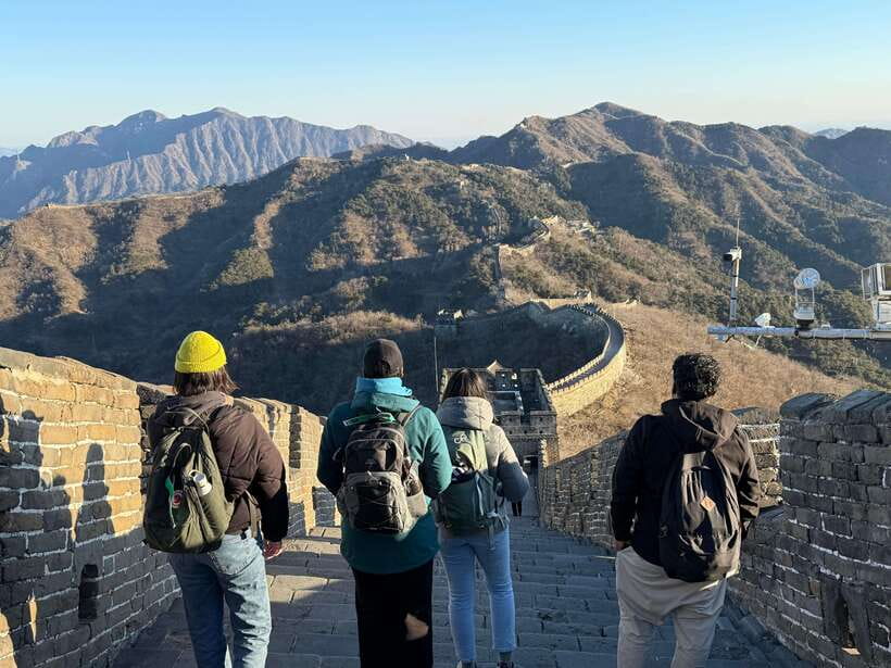 Beijing: Great Wall Layover Tour with a Native - The electric car ride: time-saving comfort matters