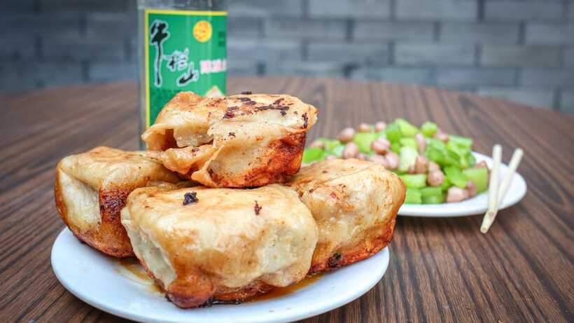 Beijing: Hidden Gems Guided Food Tour with Beer and Tastings - Stop 4: Spring Pancakes Served Like a Family Reunion Wrap