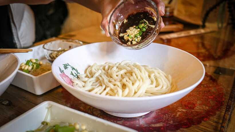 Beijing: Hidden Gems Guided Food Tour with Beer and Tastings - Drinks, Portions, and the $75 Value Case