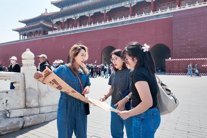 Beijing Historic City Guided Walking Tour + Calligraphy Creation - Stop 5: Dashilan Street and the long-running commercial beat