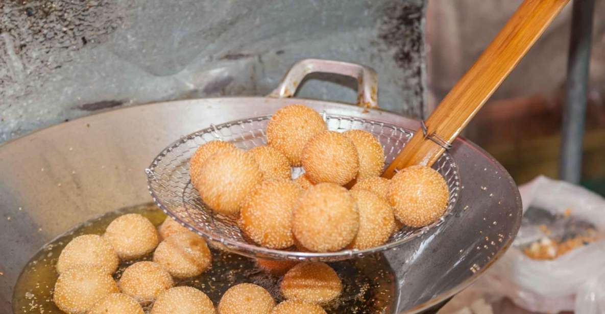Beijing: Hutong Culinary Walking Tour with 15+ Tastings - When You Want the Classics vs When You Want the Chaos