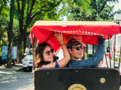 Beijing: Hutongs & Drum Tower City Walking Tour - Houhai and Qianhai lakes to Yandai Byway: scenic starts and snack time