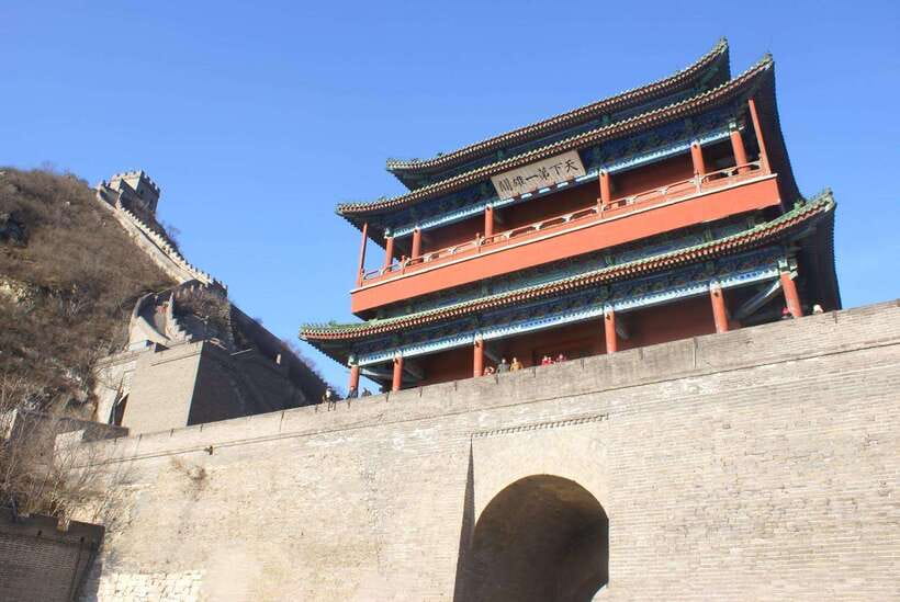 Beijing: Juyongguan Great Wall, Sacred Way & Ming Tombs Trip - What the guides and drivers do that you’ll feel during the day