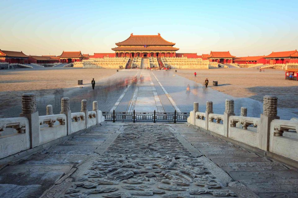 Beijing Layover Tour: Tailored Duration for Must-See Sites - Night Beijing: Tian’anmen lights, Qianmen Street, Houhai Hutongs, and a view from Jingshan
