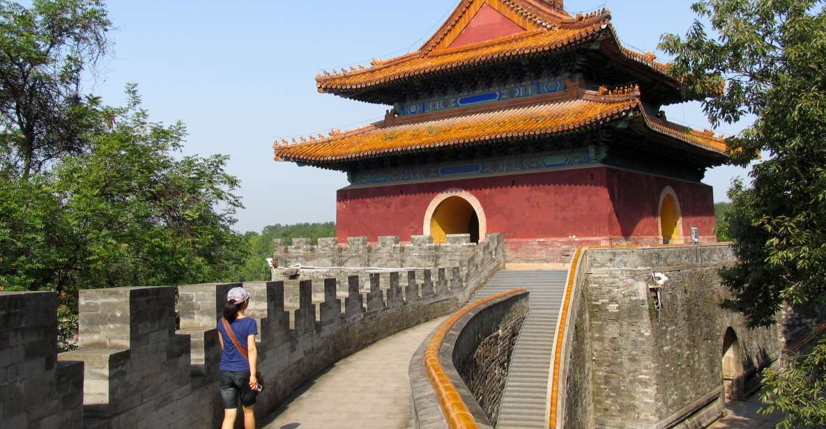 Beijing: Mutianyu Great Wall and Ming Tombs Private Tour - The private ride from your Beijing hotel: what’s included and what it feels like