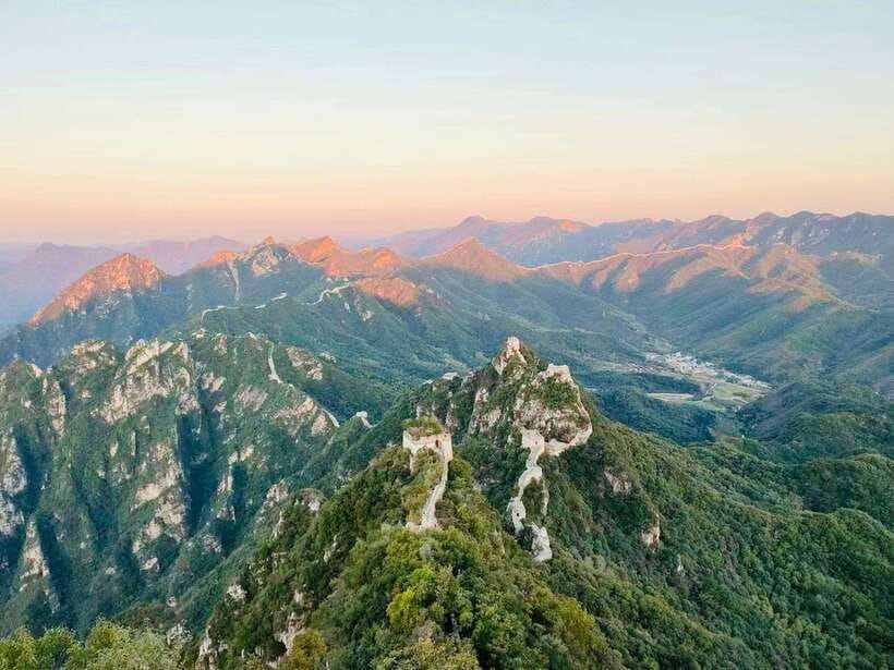 Beijing: Mutianyu Great Wall Day Tours with Options - When the guide is the difference: clear history and real logistics