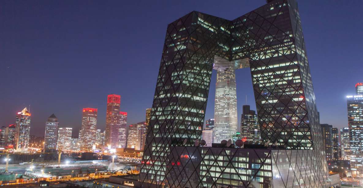 Beijing: Private Sightseeing Nighttime Tour with Transfer - Shichahai and hutongs: the calm after the big sights