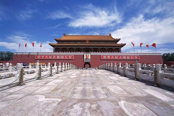Beijing Private Tour of Temple of Heaven, Tian'anmen Square, Forbidden City - Private guide quality: why names like Lucy, Cindy, and Susan keep showing up