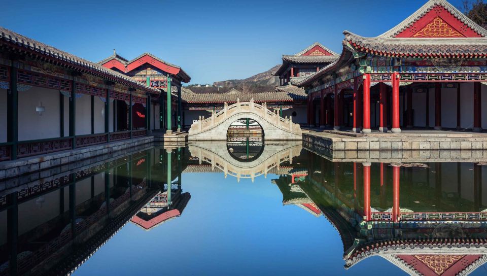 Beijing: Simatai Great Wall & Gubei Water Town Private Tour - Key reasons this private trip works