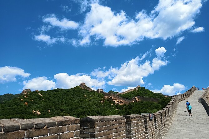 BusDa-Ancient Great Wall &Badaling Great Wall Full-day Bus Tour - Price and Value: $23 Can Be a Steal or a Trap