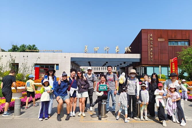BusDa-Mutianyu Great Wall & Summer Palace Full-Day Group Tour - Mutianyu Great Wall: Watchtowers, Two Route Choices, and Time to Actually Look