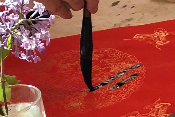 Chinese Calligraphy Class for Small Group - A Friendly Hour Of Calligraphy In Central Beijing
