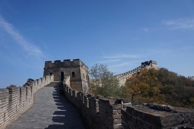 Great Wall of China at Mutianyu Full-Day Tour Including Lunch from Beijing - Lunch and the factory stops: where the day can get cultural—or sales-heavy