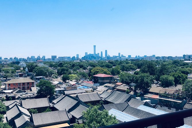Half-Day Private Beijing Hutong Walking Tour with Dim Sum - Yandai Xie Street: old street charm with shopping built in