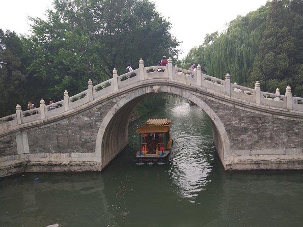 Half Day Private Tour to Summer Palace in Beijing - Kunming Lake: The Heart of the Summer Palace Experience