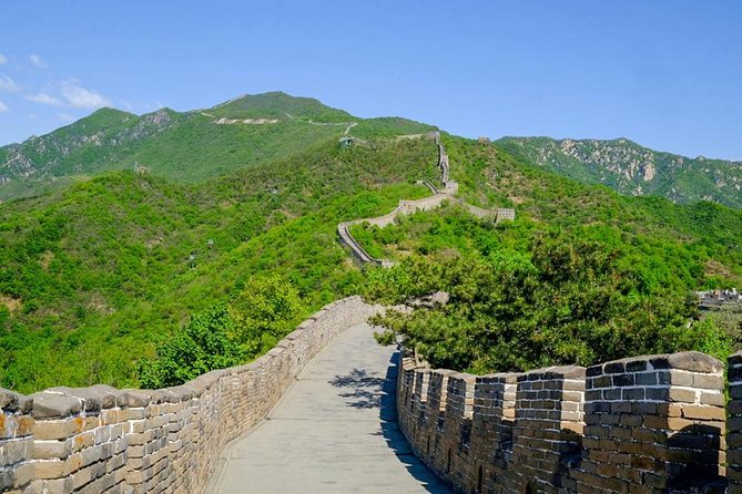 Licensed Private Taxi To MuTianYu Great Wall with Exclusive Gift - The schedule: open hours, weather dependency, and real-world pacing