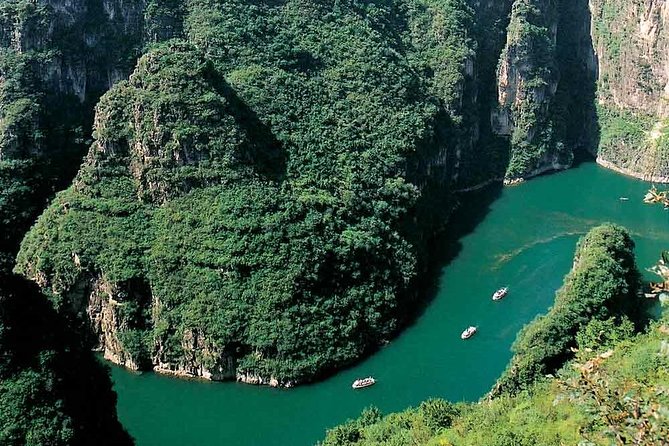 Longqingxia Gorge Cruise and Guyaju Cave Dwellings Private Day Tour - Key takeaways before you go