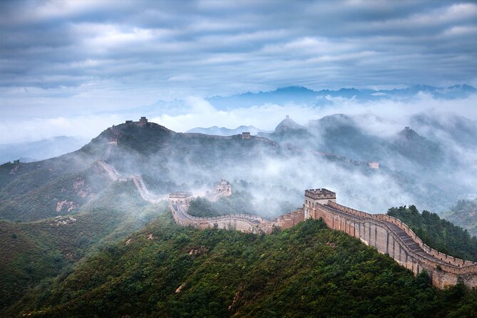 Mutianyu Great Wall Tour, VIP Fast Pass Skip Shuttle Bus Queue - Cable car vs toboggan: match the ride to your comfort