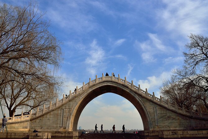 Mutianyu + Ming Tombs or Summer Palace Private Day Tour - Lunch break: a real meal, not a rushed snack