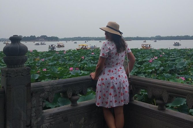 Panda House, Temple of Heaven, Lama Temple, Summer Palace & Lunch - Panda House at Xicheng District: the morning that sets the tone
