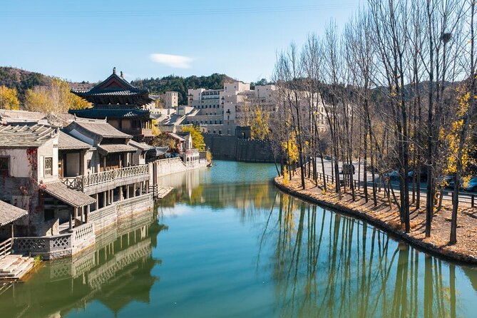 Private Sunset&Night Tour: Simatai Great Wall & Gubei Water Town - One-day combo: Gubei Water Town plus Simatai at night