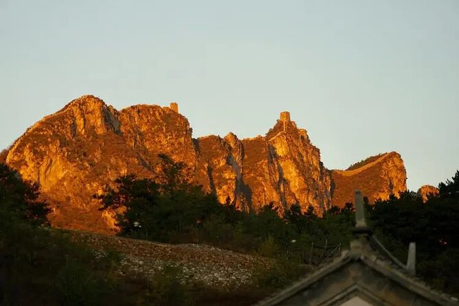 Private Sunset&Night Tour: Simatai Great Wall & Gubei Water Town - Timing and what to pack for a sunset-to-night day