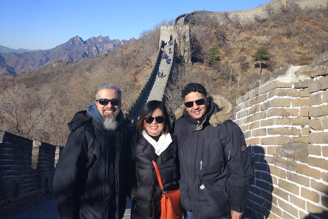 Private Tour to Mutianyu Great Wall Lift Way Up & Toboggan Down - Cable car vs chairlift: Tower 14 or Tower 6
