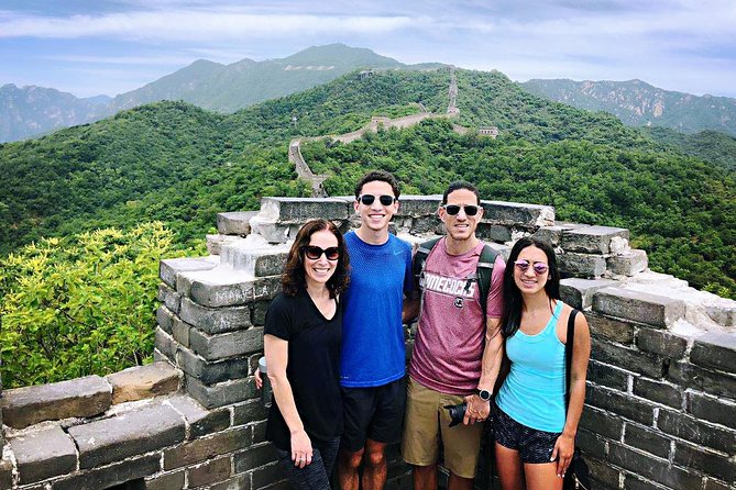 Private Transfers to Mutianyu Great Wall From Beijing/Airports - The car, the group size, and why it affects comfort