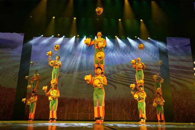 Red Theater Beijing Acrobatic Show Tickets Booking - Who should book this show, and who might want to rethink
