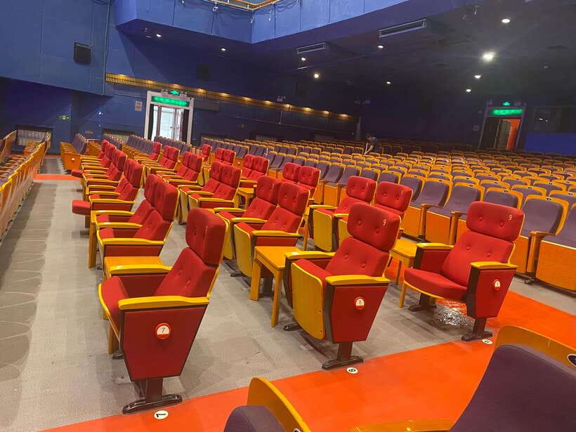 Red Theatre Beijing Acrobatic Show Tickets - Tickets and check-in: QR codes are not your ticket