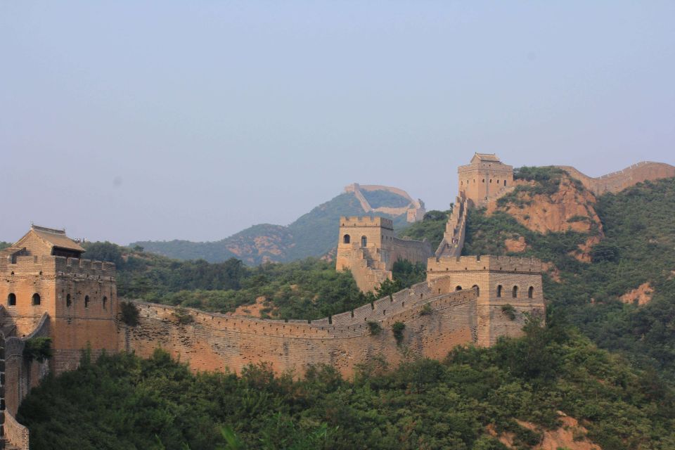 Small-Group Mutianyu Great Wall Tour With lunch And Ticket - The Eastern Section Hike: Towers, Parapets, and Good Photo Rhythm
