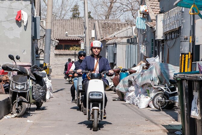 The Hutong Experience by Bike - Your guide experience: English support and a safety-first ride