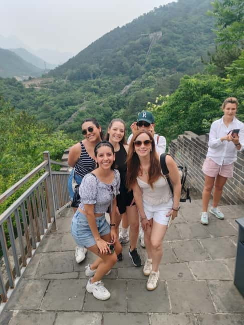 Water-Great Wall Odyssey: Hike & Cruise One Day Tour - Getting There Smoothly From Beijing’s Hang Seng Bank