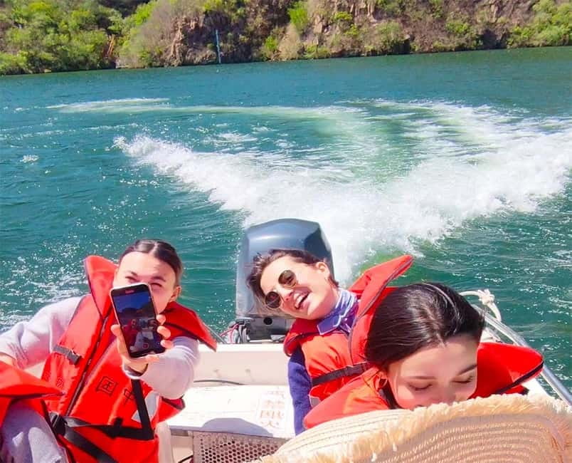 Water-Great Wall Odyssey: Hike & Cruise One Day Tour - Which Guide Styles Fit You Best